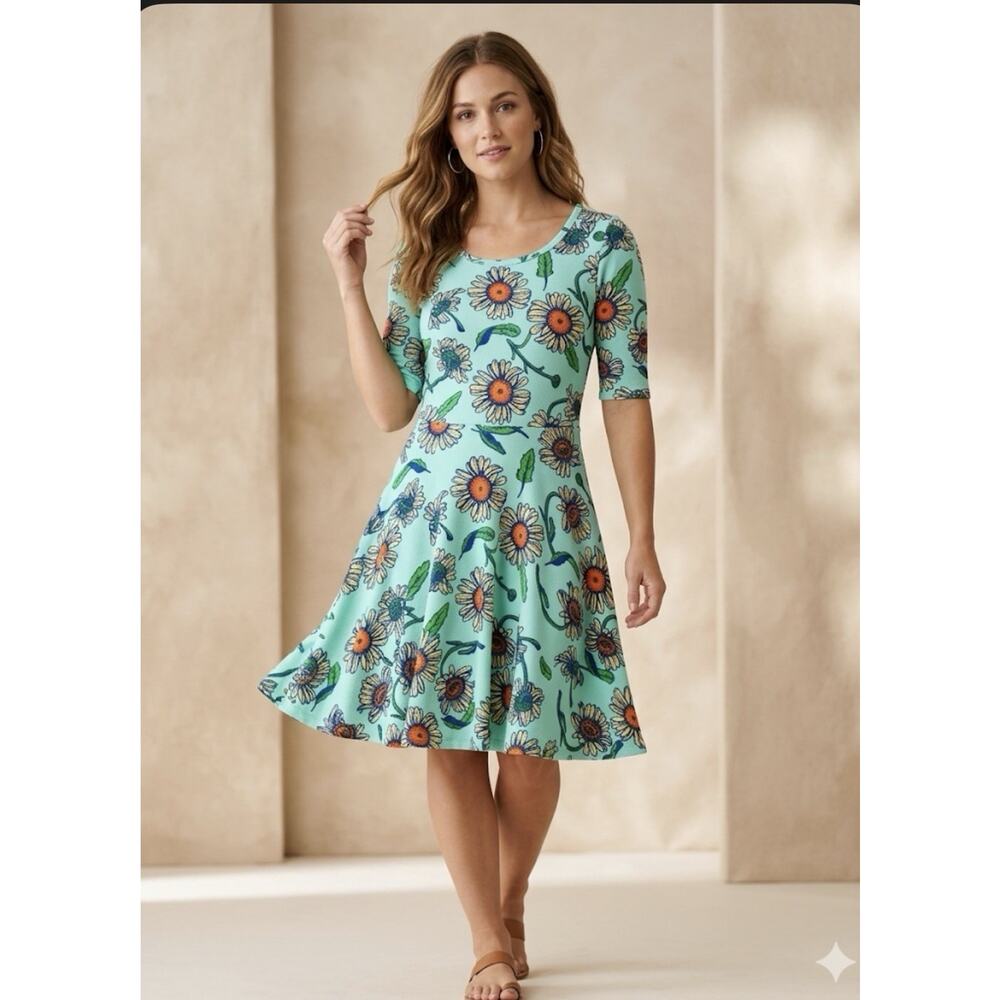 LuLaRoe Nicole Fit & Flare Sunflower Skater Dress L Career Mod Retro Floral